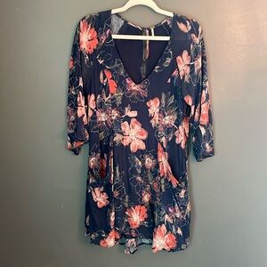 Free people floral dress. Size small